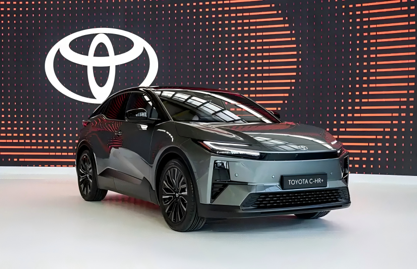 تصاویر رسمی Toyota C-HR+ EV منتشر شده: نسخه دوتایی AWD با حداکثر دامنه 600 کیلومتر موجود است