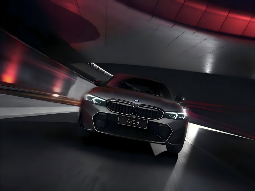 تصاویر رسمی نسخه محدود BMW 3 Series 50th Anniversary Edition منتشر شده است. محدود به 2500 واحد و مجهز به نقاشی اختصاصی و غیره
