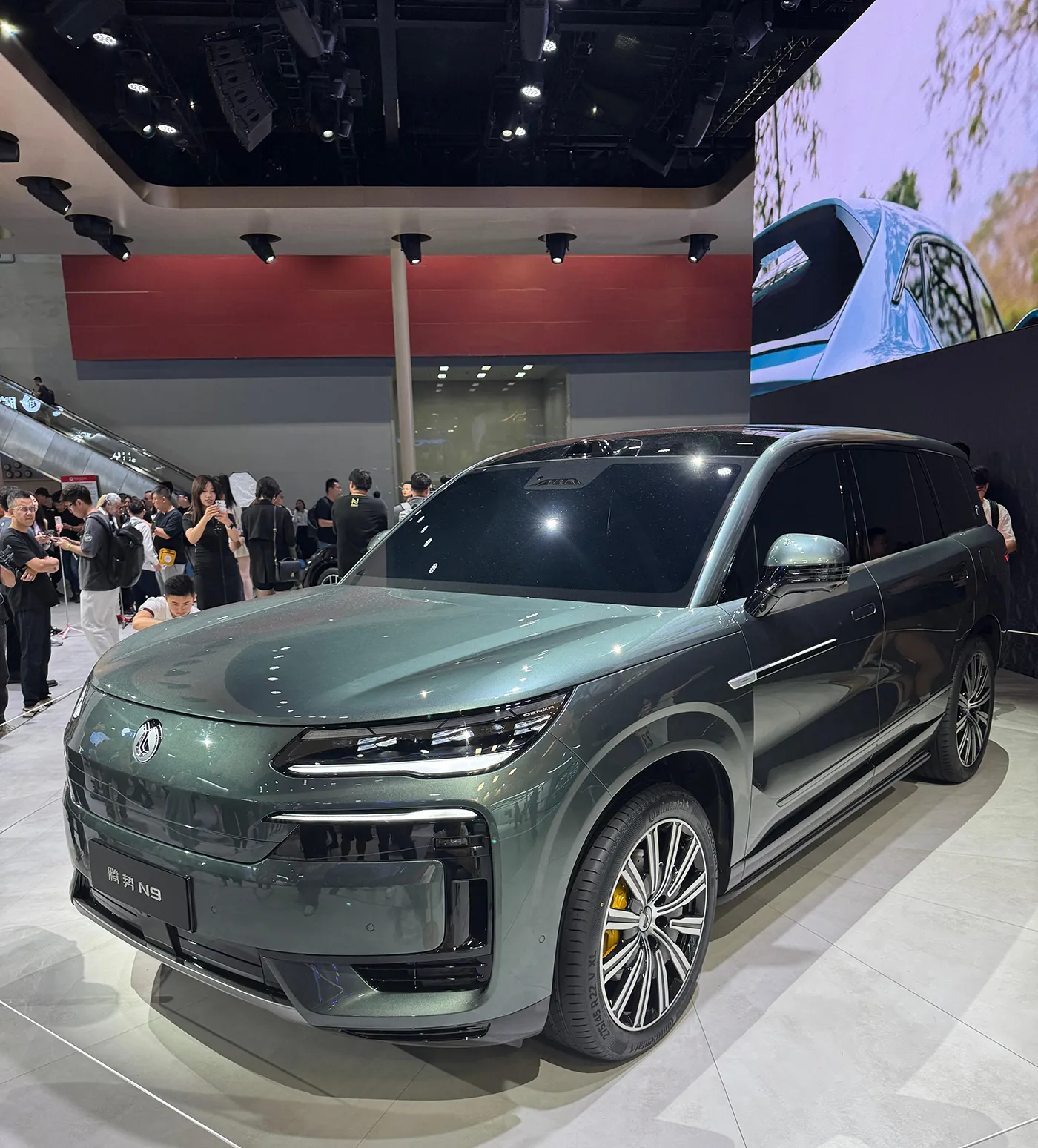 Denza N9 Black Warrior Edition با کیت بیرونی سیاه به طور رسمی رونمایی شد - اکنون برای خرید در دسترس است