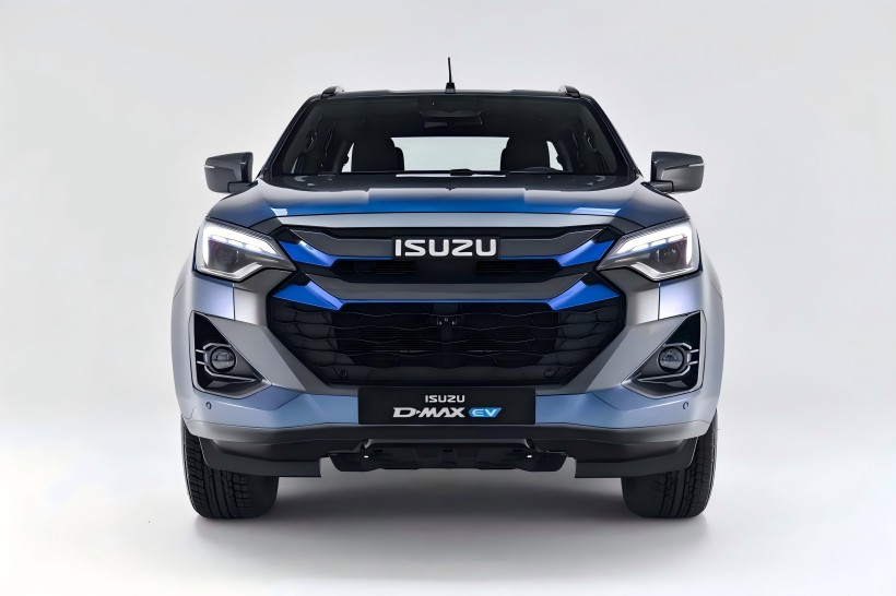 Isuzu تصاویر رسمی از کامیون وانت تمام الکتریکی D-Max EV را با پیشرانه تمام چرخ محرک دو حرکتی منتشر می کند